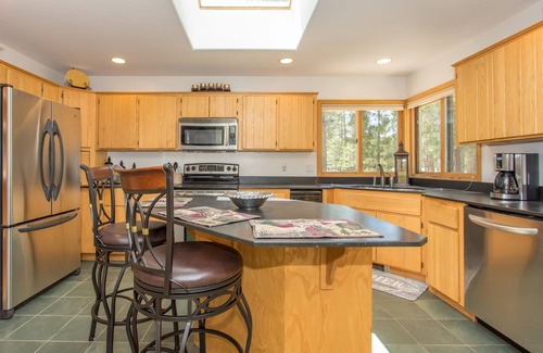 Flagstaff Cabin | Spirit Hollow Retreat on 2.5acres . Fire pit, pool table, large deck