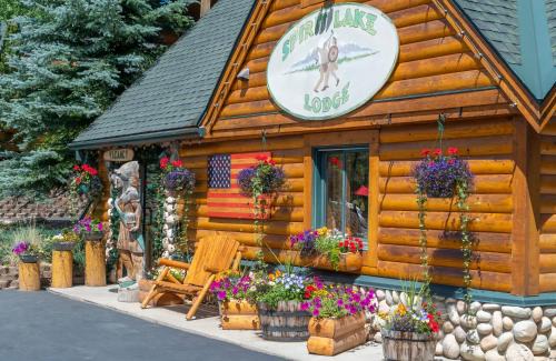 Grand Lake Hotel | Spirit Lake Lodge