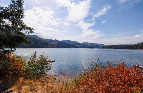 Spirit Lake House | Spirit Lake Serenity