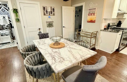 Nashville House | Spirit of Music City Bachelorettes Dream