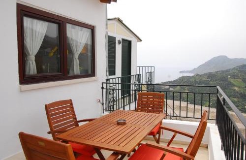 Mirthios House | Spitaki
