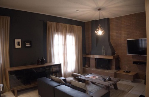 Volos City Centre Apartment | SpitakiMou #2 - Design Apartment