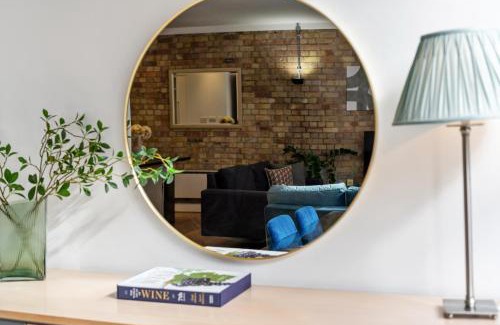 Spitalfields Apartment | Spitalfields Sanctuary 2 Bed 2 Bath 100sqm Aprt