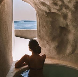 Oia Bed & Breakfast | Spitia Santorini Villa Collection