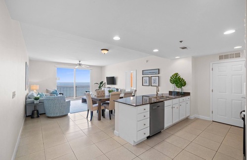West Panama City Beach Condo | Splash 2004W - Beachfront, Corner Unit, Sleeps 10, Pools, VIP Beach Service Incl