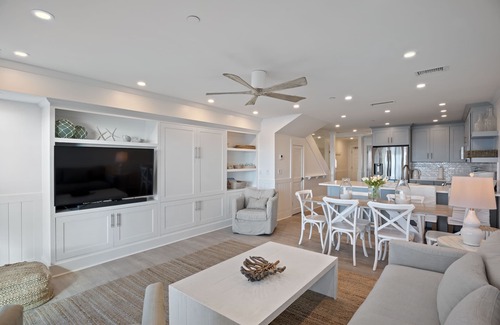 Fort Walton Beach - Destin Condo | Splash in the water, play in the sand, REJUVENATE! 205- Destin Seafarer