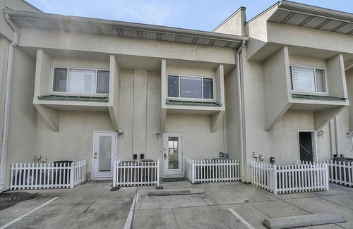 Miramar Beach House | SPLASH OF LIME by Bliss Beach Rentals