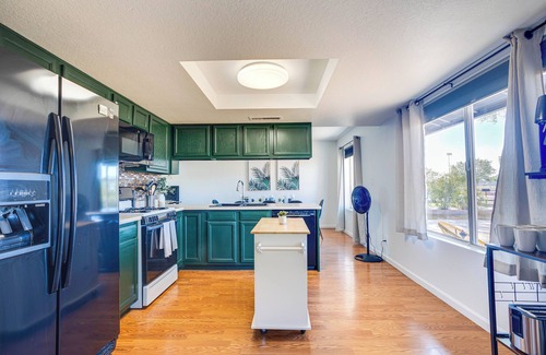 Maryvale House | Splash! Pool Home Sleeps Up to 12! Fun!