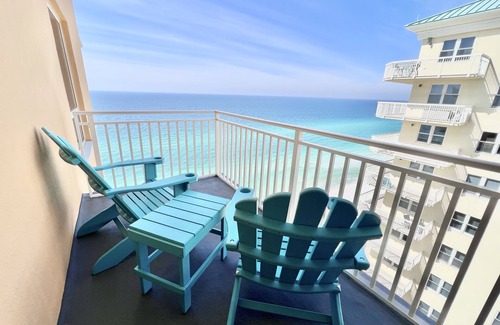 West Panama City Beach Condo | Splash Resort , 2 Beachfront Master bedrooms, 3 Balconies, Free Beach Chair Set