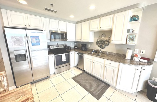 West Panama City Beach Condo | SPLASH RESORT 9th flr 2/2 Gulf Front Luxury, Kids Waterpark, Free Beach Chairs