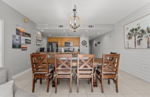 West Panama City Beach Condo | Splash Top-Floor Penthouse | 1800 sq. ft. | Free Beach Chairs!