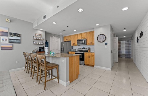 West Panama City Beach Condo | Splash Top-Floor Penthouse | 1800 sq. ft. | Free Beach Chairs!