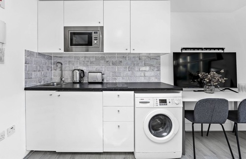 Farringdon Apartment | Spleandid Studio Flat In Central London
