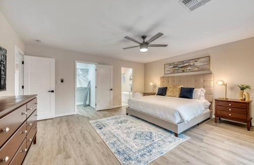 Tempe House | Splendid 5 Bedroom Home With Private Heated Pool!