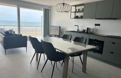 De Panne Apartment | Splendid 8 - Studio - Suite - 45m2