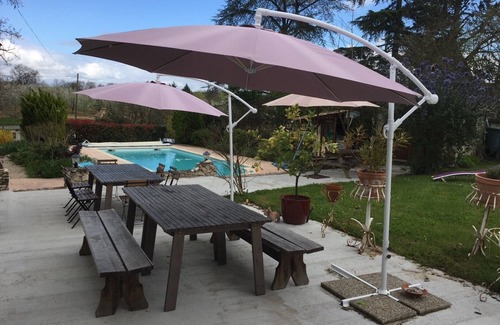 Razac-de-Saussignac House | Splendid and spacious fully equipped country house with swimming pool