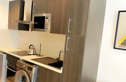 Cantonments Apartment | Splendid Apartment at Embassy Gardens