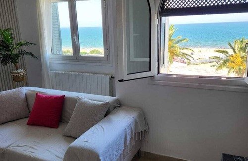 La Marsa Apartment | Splendid beach view apartment