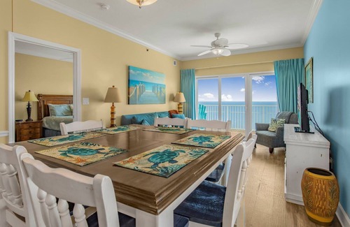 Gulf Shores Condo | Splendid condo on sands of Gulf Shores with pools