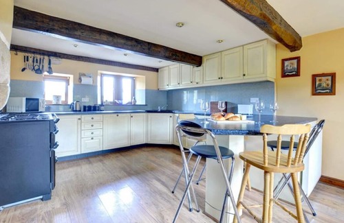 Skipton Cottage | Splendid detached stone barn conversion in a peaceful setting -Yorkshire Dales