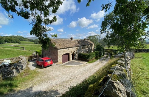 Skipton Cottage | Splendid detached stone barn conversion in a peaceful setting -Yorkshire Dales