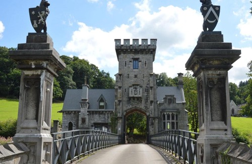 Pepinster House | Splendid Holiday Home in Pepinster with Private Garden BBQ
