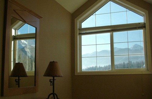 East Kootenay Condo | Splendid Mountain & Riverview Condo