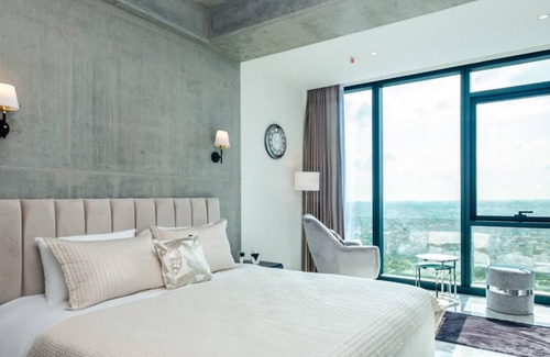 Bomonti Apartment | Splendid Residence Flat with City View in Bomonti
