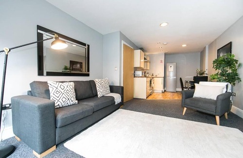 Northern Quarter Apartment | Splendid Spacious 1 Bed Flat