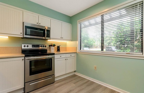 Arcadian Shores Villa | Splendid & Spacious 3 bdrm-15CRP-Full Access