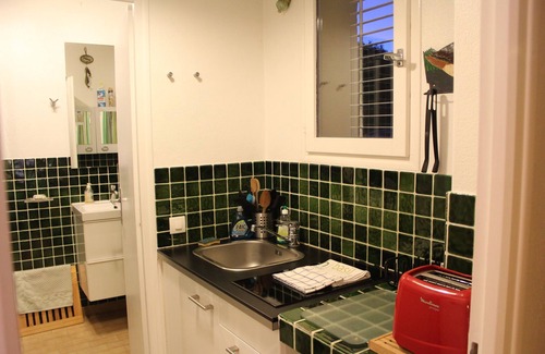Cassis Apartment | Splendid studio in Cassis within a charming property located 600m away from port