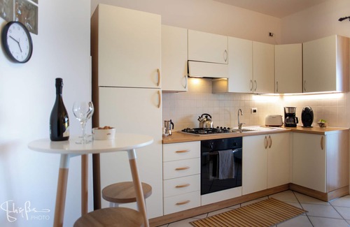 Sarroch Apartment | Splendid view of the sparkling sea