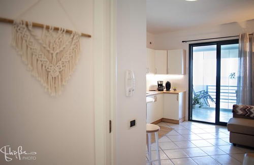 Sarroch Apartment | Splendid view of the sparkling sea