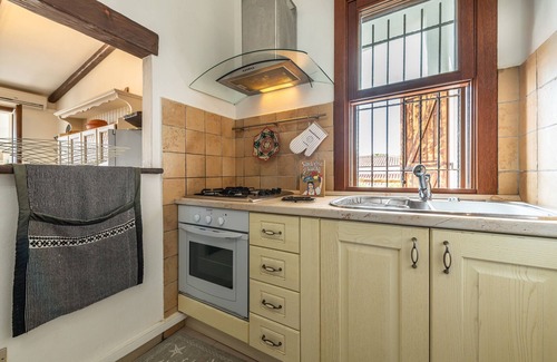 Sarroch Apartment | Splendid "Villa Dolly" near the beach with Wi-Fi, balcony and terrace