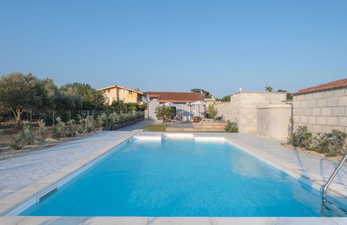 San Lorenzo Villa | Splendid Villa with swimming pool 150 meters from the sea