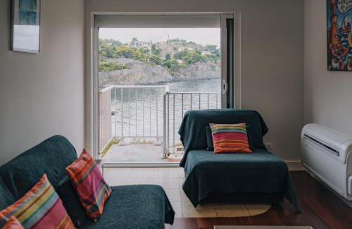 Collioure Apartment | Splendide appartement climatisé avec vue sur mer et clocher - Parking et WIFI