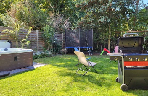 Verrieres-le-Buisson Villa | Splendide Villa : Jardin & Spa & Billard - Paris 35min