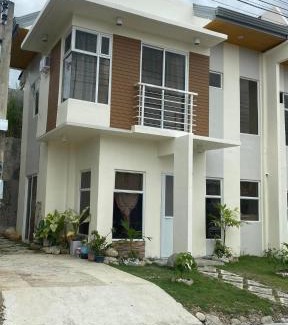 Cagayan de Oro Apartment | Split AC in the Living Room and Bedrooms