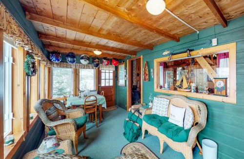 Greenville House | Split Rock Cottage