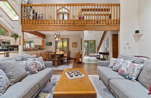 Pocono Pines House | Split Rock Lane | Lake Naomi Access | Pocono Pines