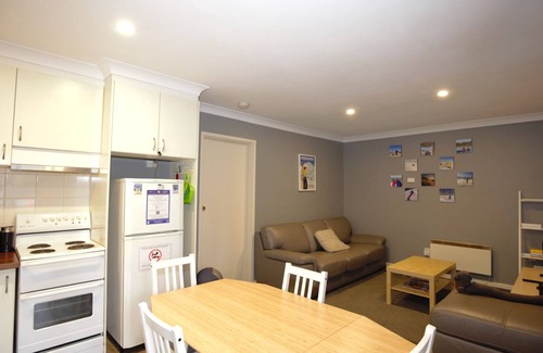 Jindabyne Apartment | Sponars Onshore - 3/41 Cobbon Crescent