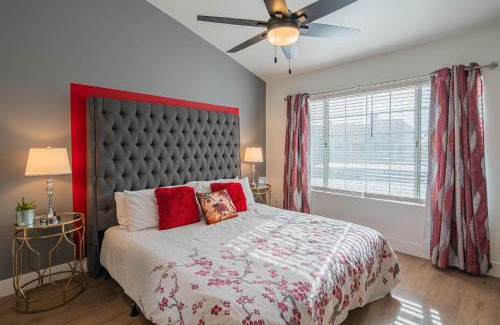 North Scottsdale Apartment | Sport Court -Game Room -King Bed -2 Self-Check In H2162