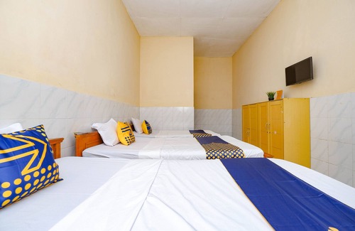 Laweyan Hotel | SPOT ON 2011 Hotel Mekar Sari