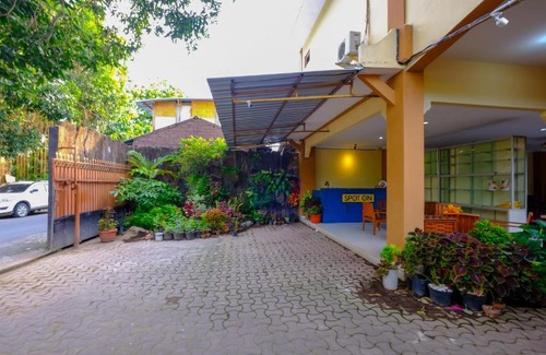 Senggigi Hotel | SPOT ON 2185 Hotel Elen