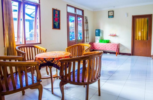 Wonosobo Hotel | SPOT ON 2719 Homestay Rizqi Syariah
