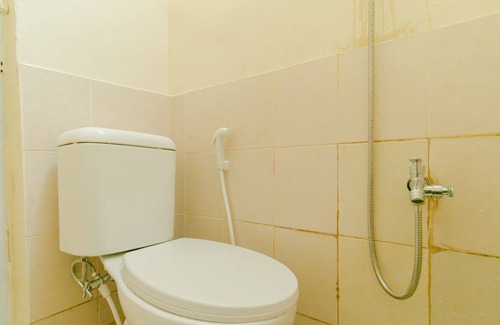 Cikembar Hotel | SPOT ON 2750 Ayu Homestay Syariah