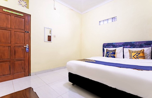 Sinduharjo Hotel | SPOT ON 2881 Nabila Homestay