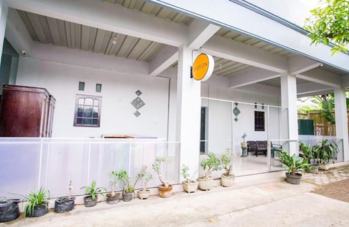 Sukoharjo Hotel | SPOT ON 3199 GALAXY HOUSE 234 Syariah