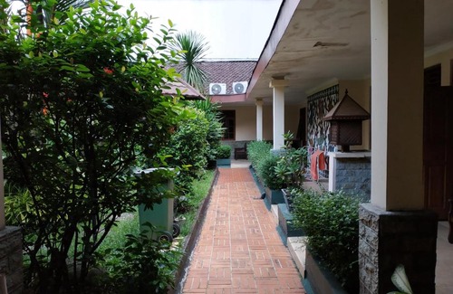 Bogor Tengah Hotel | SPOT ON 3858 Elsana Transit Hotel