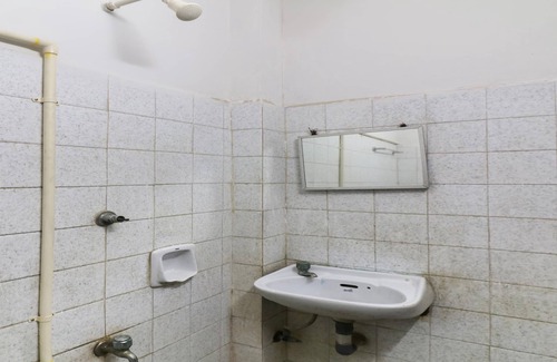 Central Chennai Hotel | SPOT ON 46343 Jayanthi Mansion